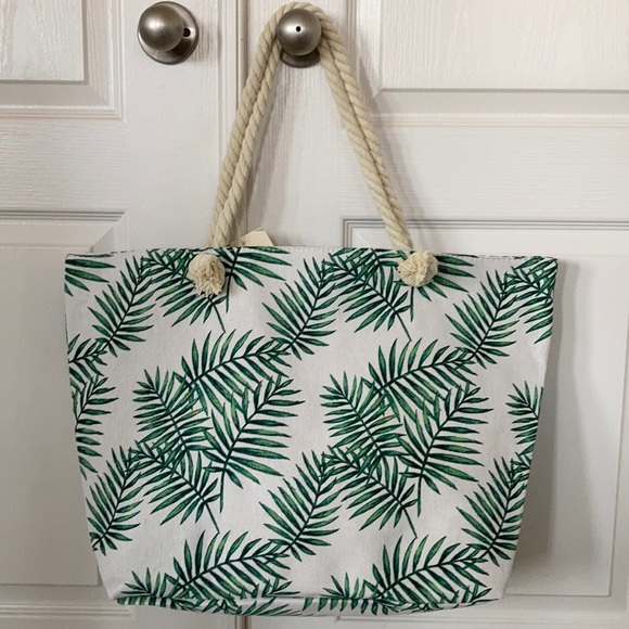 Jumbo Palm Leaf Print Beach Tote - Picture 6 of 8